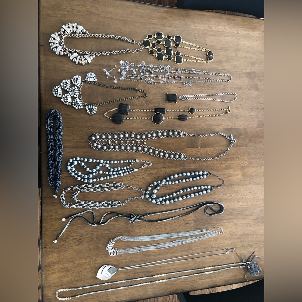 Jewellery — Necklaces